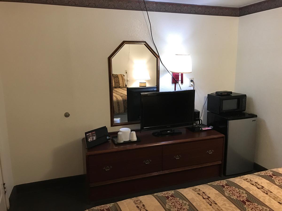 Budget Inn Of Brownfield Dış mekan fotoğraf